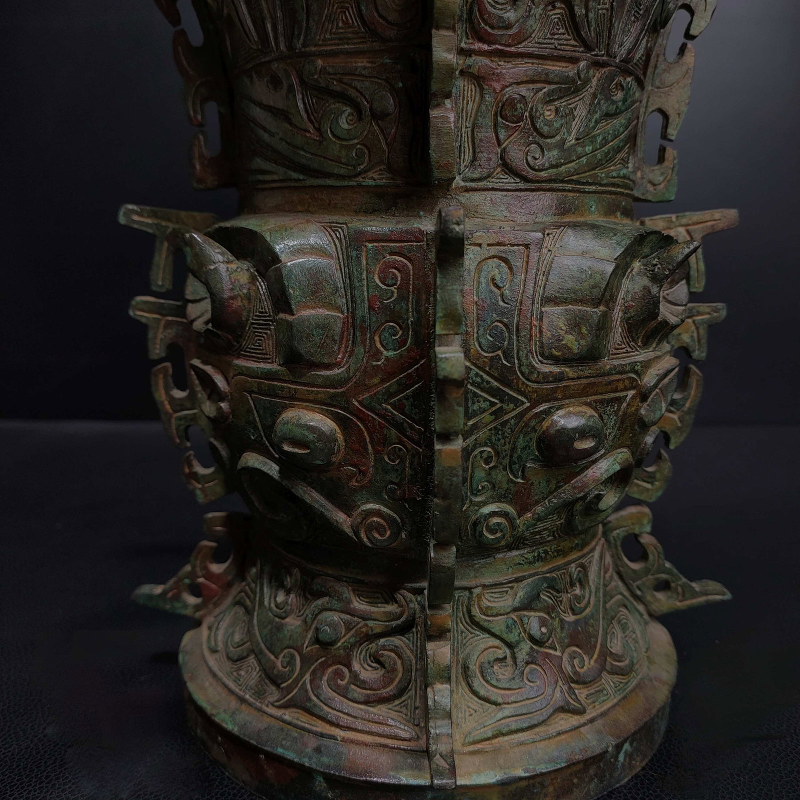 An Exquisite Bronze Beast-Face Pattern Vase - 2