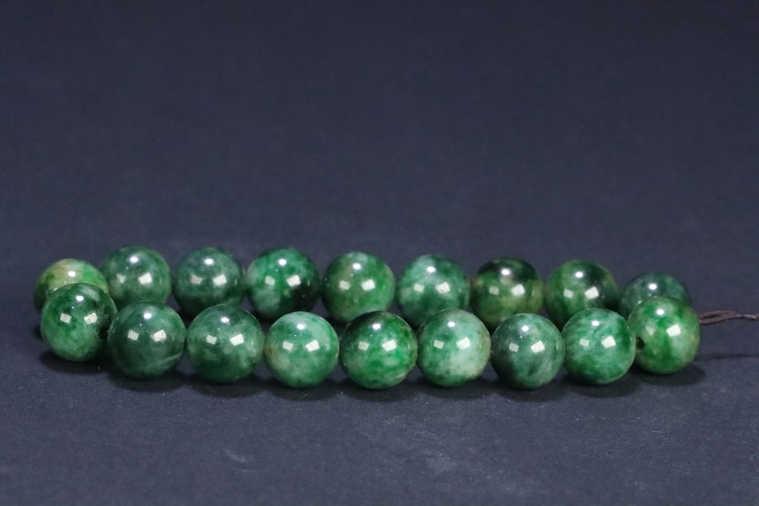 An Exquisite Jadeite Bracelets - 7