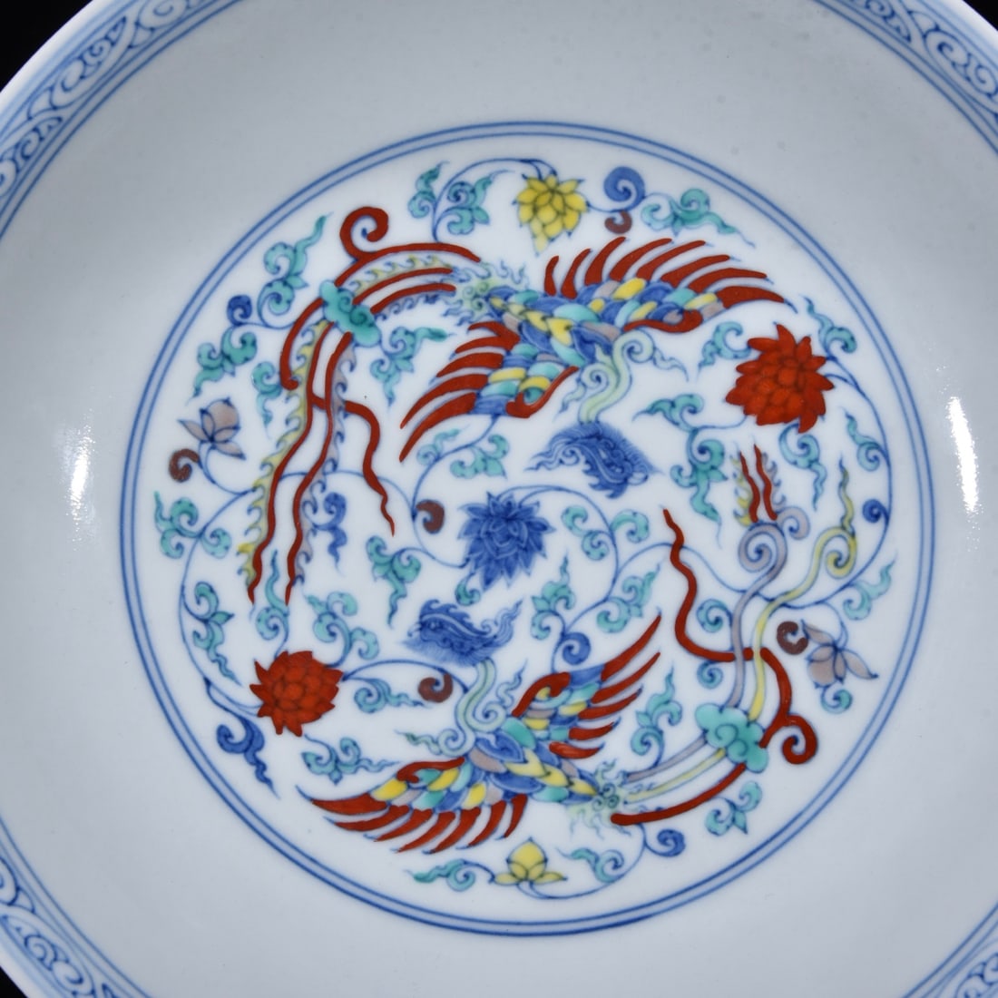An Exquisite Doucai Phoenix Pattern Lotus Pattern Plate - 2