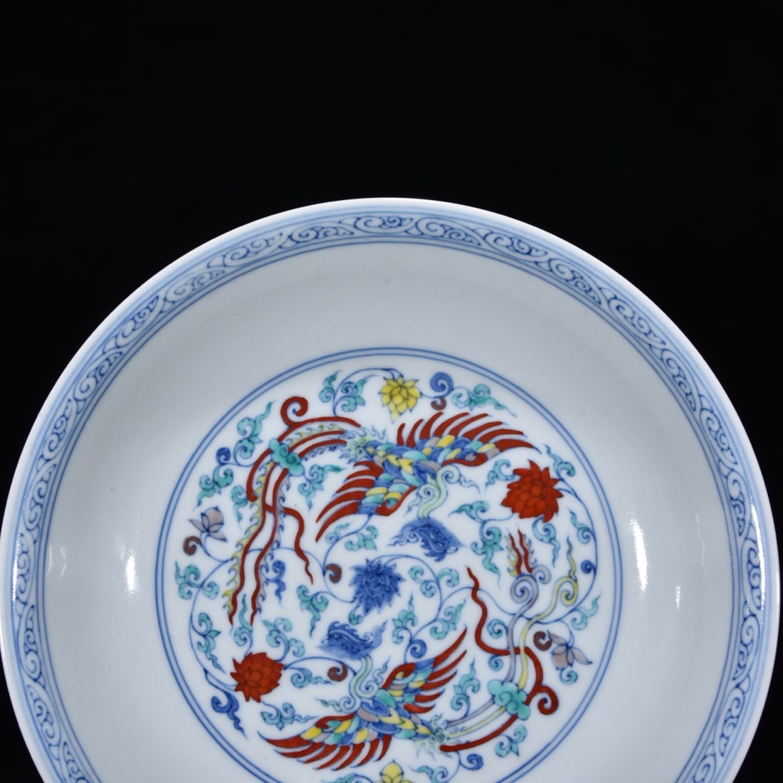 An Exquisite Doucai Phoenix Pattern Lotus Pattern Plate - 3