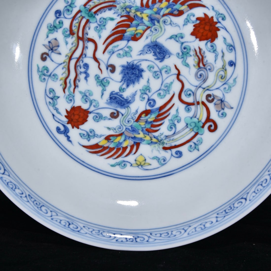 An Exquisite Doucai Phoenix Pattern Lotus Pattern Plate - 5