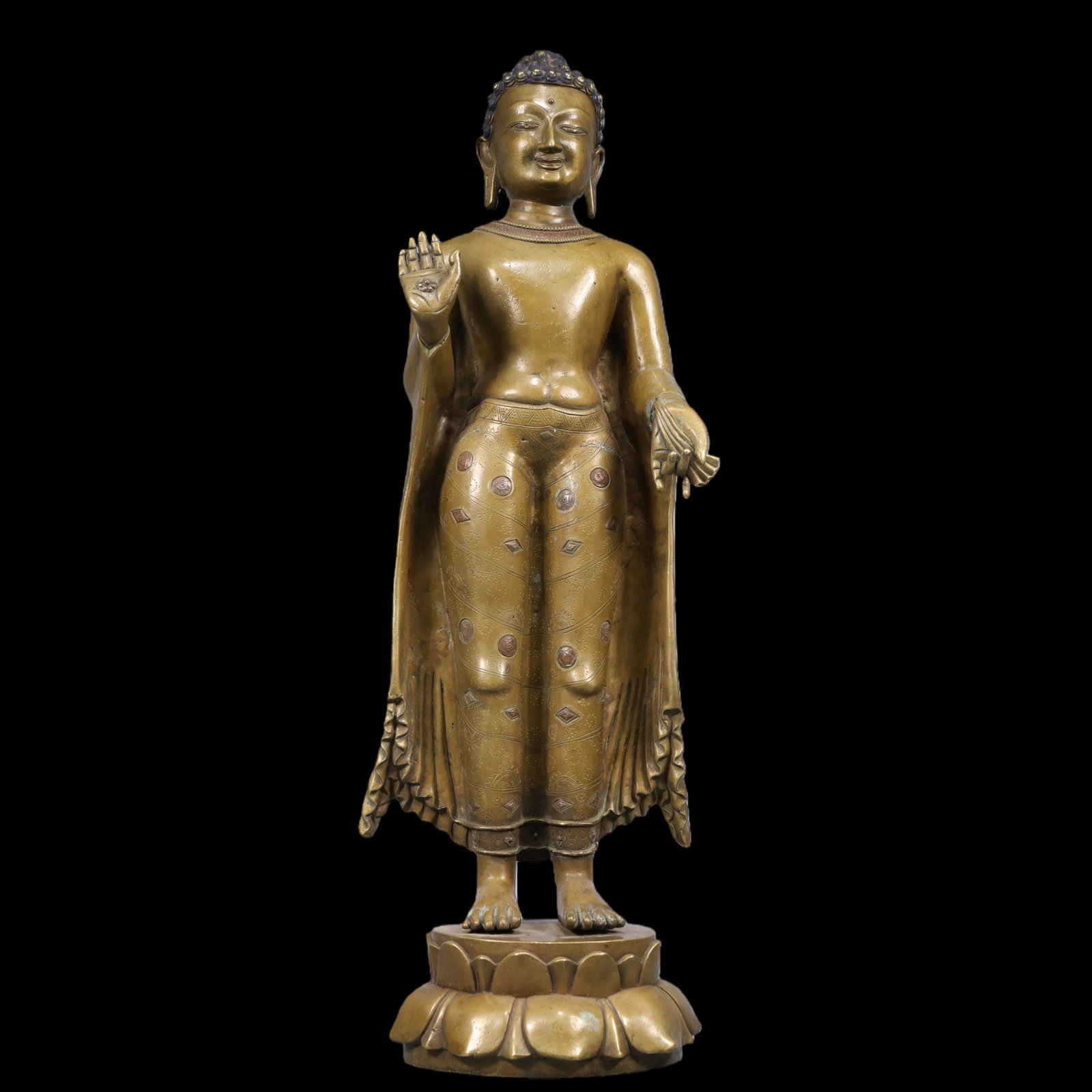 An Exquisite Coppery Statue of Sakyamuni: An Exquisite Coppery Statue of Sakyamuni Ming Dynasty, China Size:16cmx56cm Weight:8900g (The Dimensions Of All Batches Are Manually Measured.If You Need More Detailed Information, Please Contact Our 