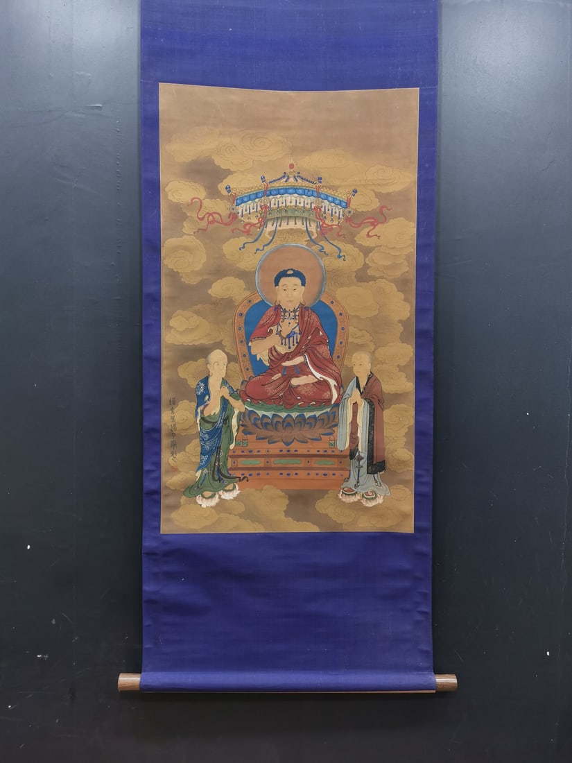 A Chinese Vertical Scroll Ink Painting of Buddha Statue on Silk: A Chinese Vertical Scroll Ink Painting of Buddha Statue on Silk Wu daozi Size:99cmx57cm (The Dimensions Of All Batches Are Manually Measured.If You Need More Detailed Information, Please Contact Our C