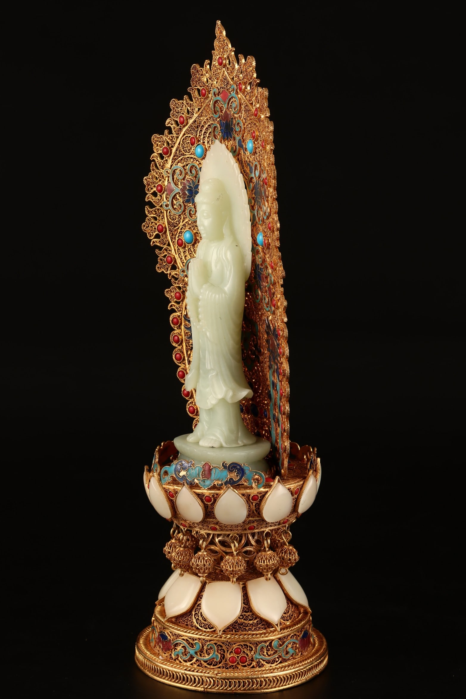 An Exquisite Gilt Bronze Inlaid White Jade Buddha Statue Ornament  - 2