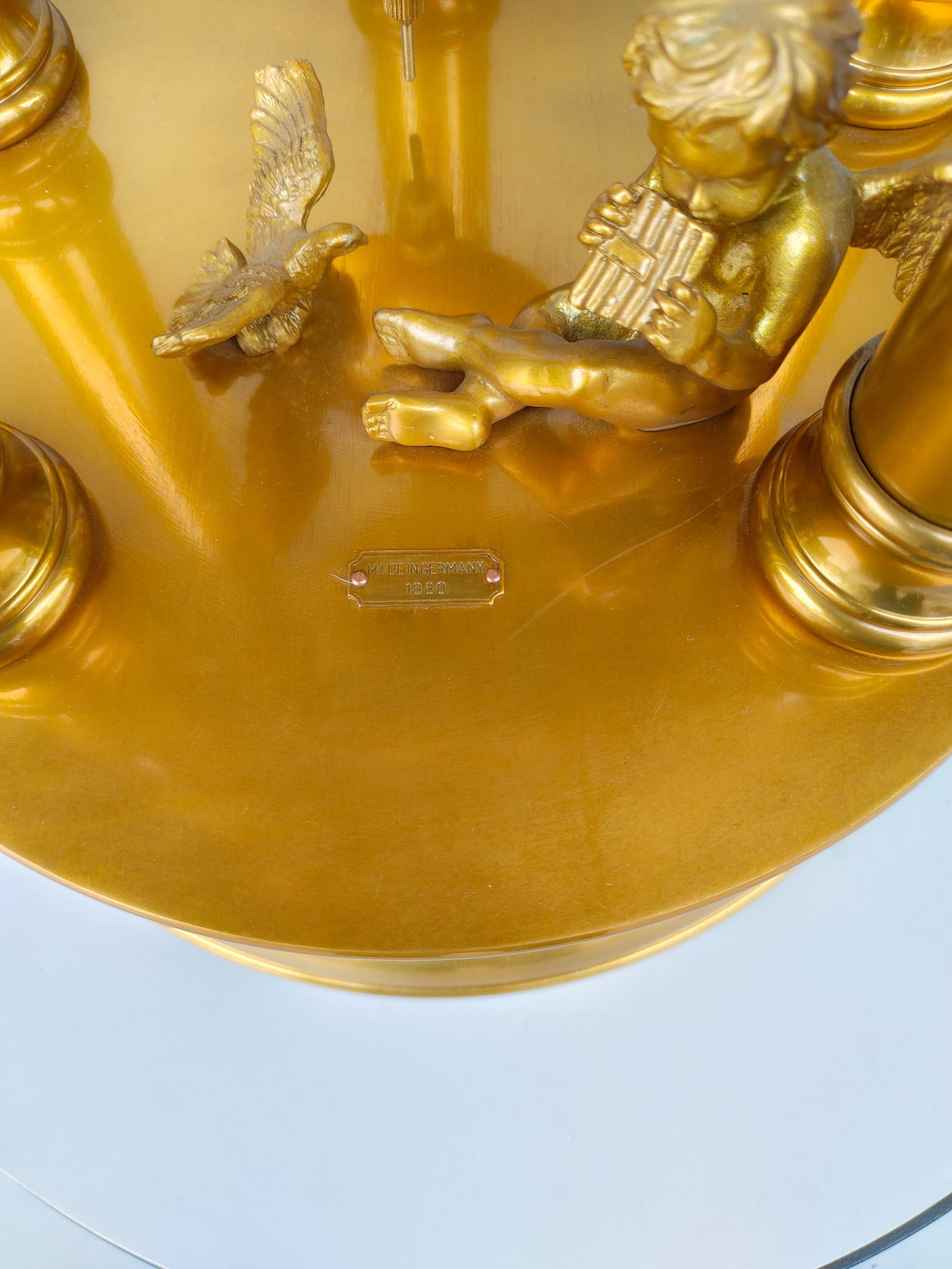 A beautiful classical five-element gilt mechanical clock - 8