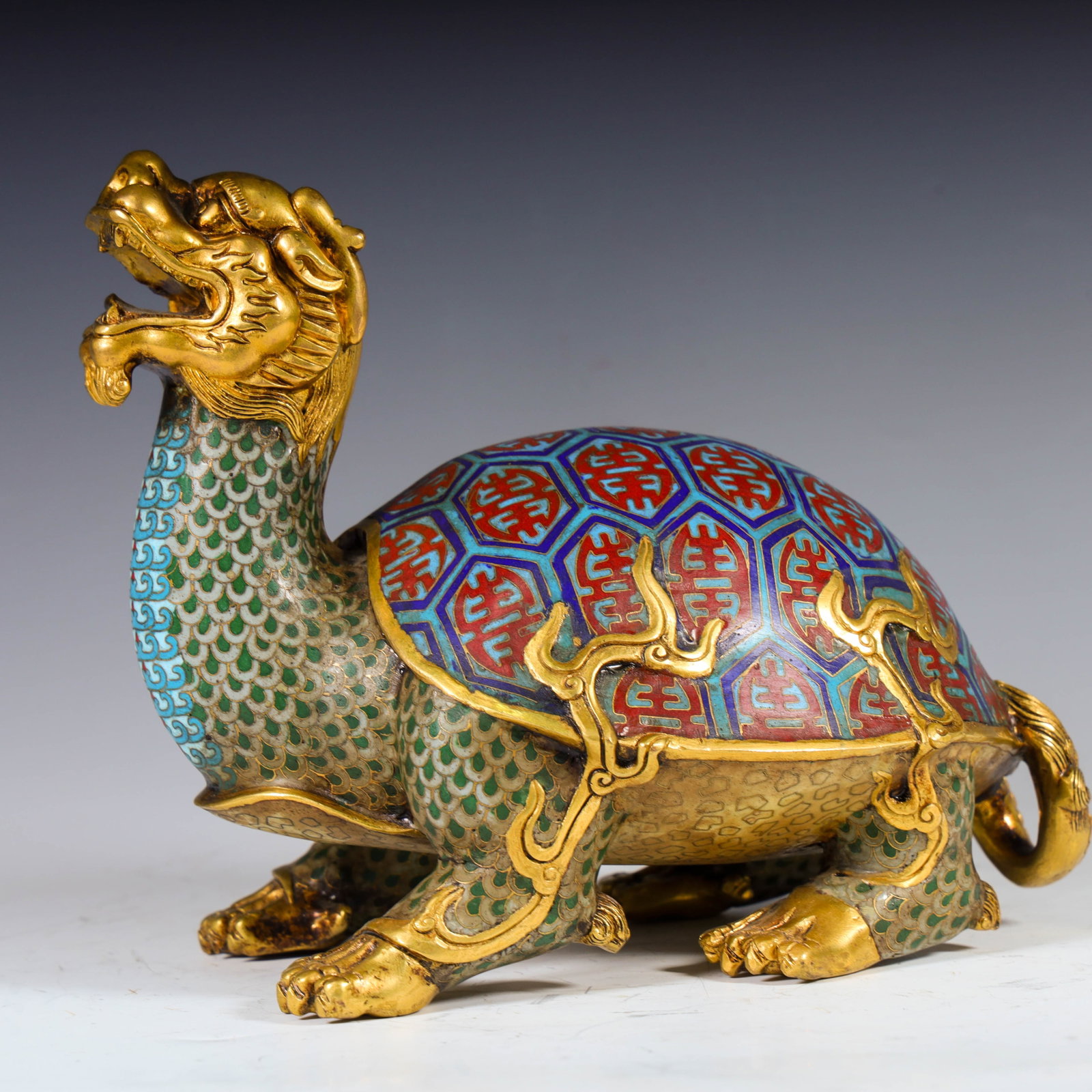 A Qing Dynasty gilt bronze cloisonne dragon turtle ornament: Qing Dynasty gilt bronze cloisonne dragon turtle ornament Size:H:17.5cm L: 21.5cm W:14cm W:3.3kg (The Dimensions Of All Batches Are Manually Measured.If You Need More Detailed Information, Please Cont