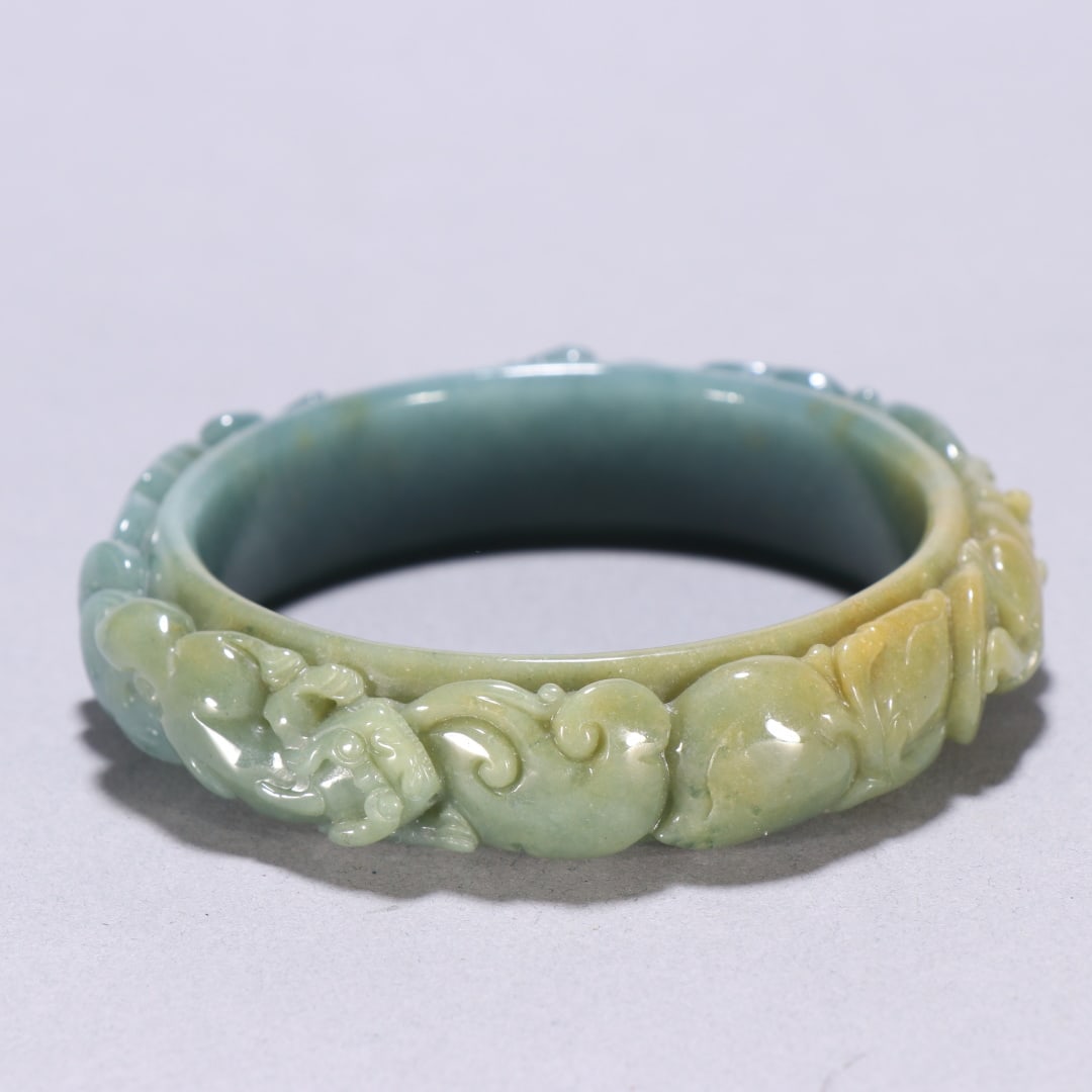 A beautiful jadeite cloud beast pattern bracelet - 7