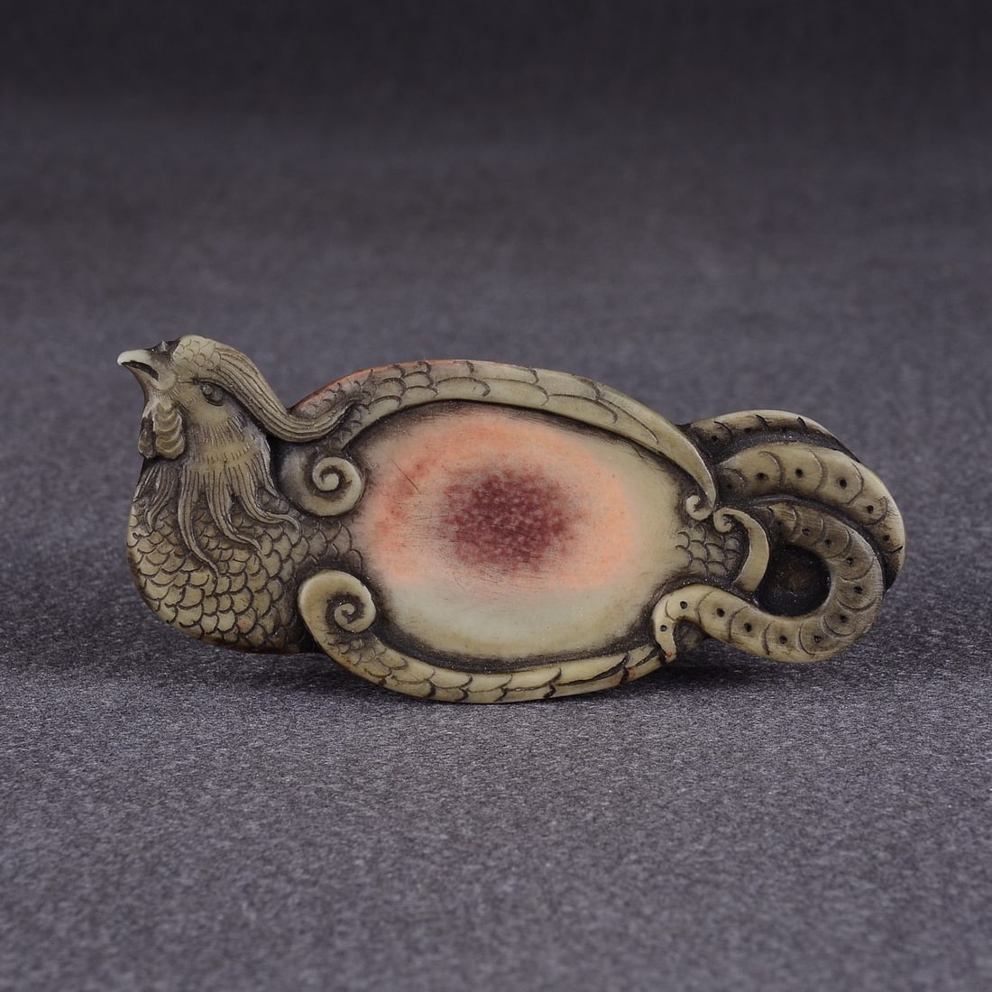 A delicate purple robe, jade belt, phoenix bird hand inkstone: Exquisite purple robe, jade belt, phoenix bird holding inkstone Size:10x4.3x2cm W: 0.156 kg (The Dimensions Of All Batches Are Manually Measured.If You Need More Detailed Information, Please Contact O