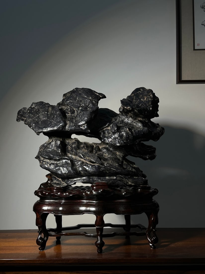 A beautiful Lingbi stone study in the shape of a mountain: Exquisite Lingbi stone scholar's mountain shape Size: H: 58cm W: 57cm T: 24cm (The Dimensions Of All Batches Are Manually Measured.If You Need More Detailed Information, Please Contact Our Customer Se
