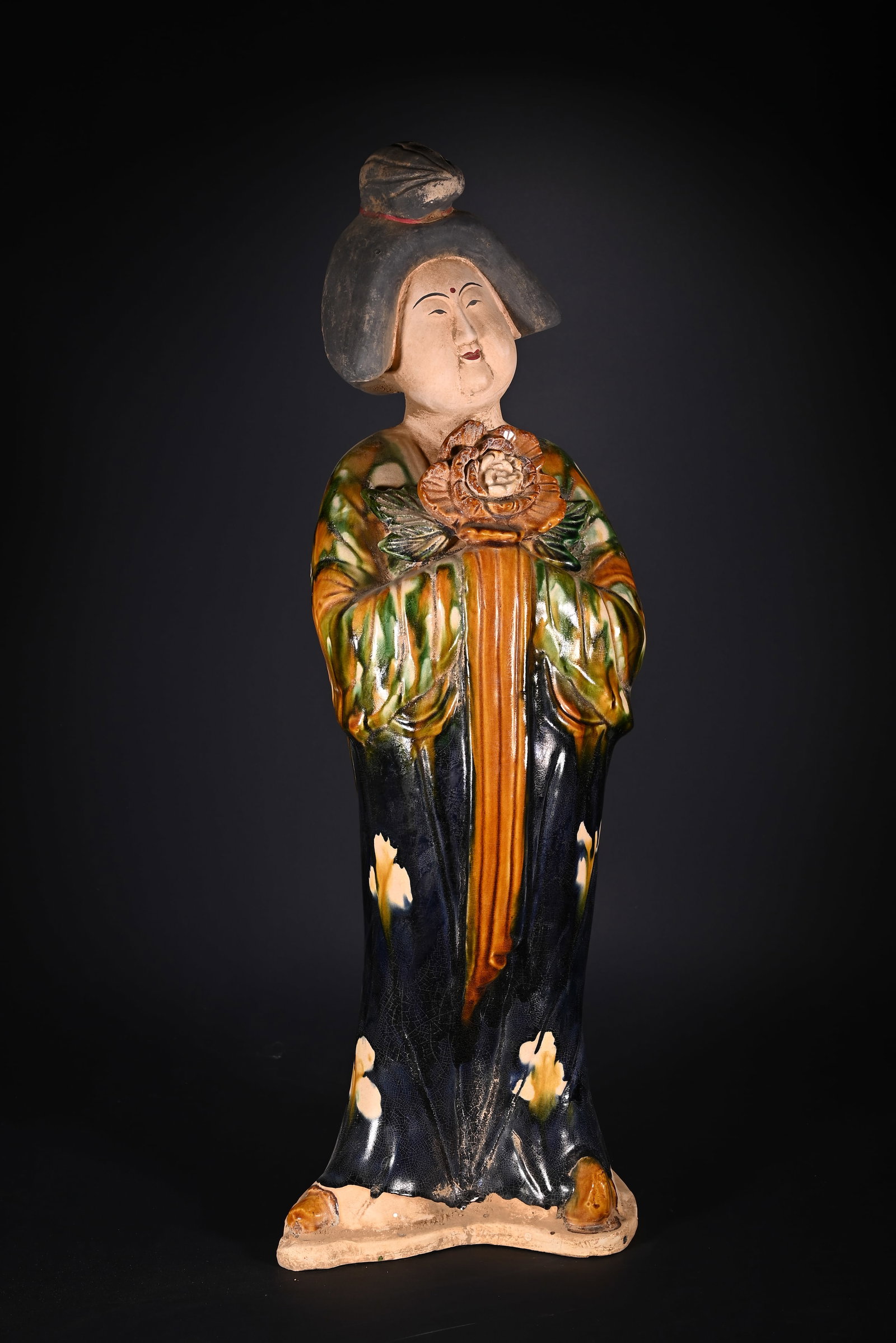 A Huge Tang Tri-Color Glazed Pottery Figure Ornament: A Huge Tang Tri-Color Glazed Pottery Figure Ornament,Tang Dynasty, China,Size:61cmx20cm,Weight:4450g (The Dimensions Of All Batches Are Manually Measured.If You Need More Detailed Information, Please