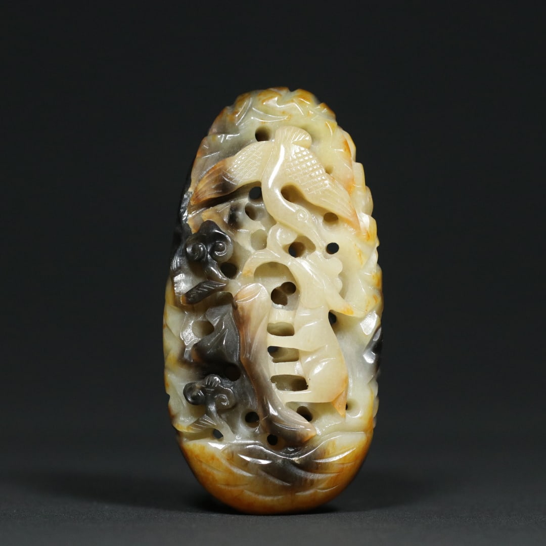 An Exquisite White Jade Deer Pattern Crane Pattern Hand Piece - 2