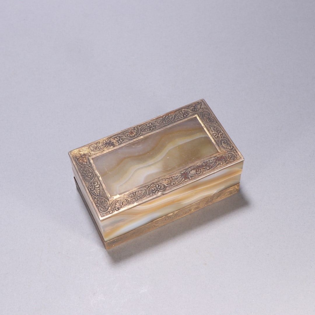 A Liao and Jin agate gold-covered box (1 of 9)