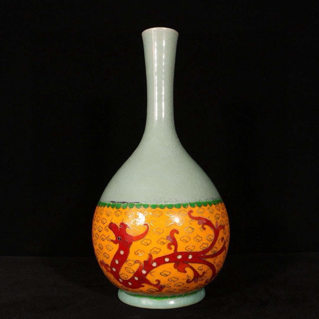 A Song Dynasty Qinglong Temple Ru kiln cloisonnÃ© enamel long-necked vase with colorful dragon - 6