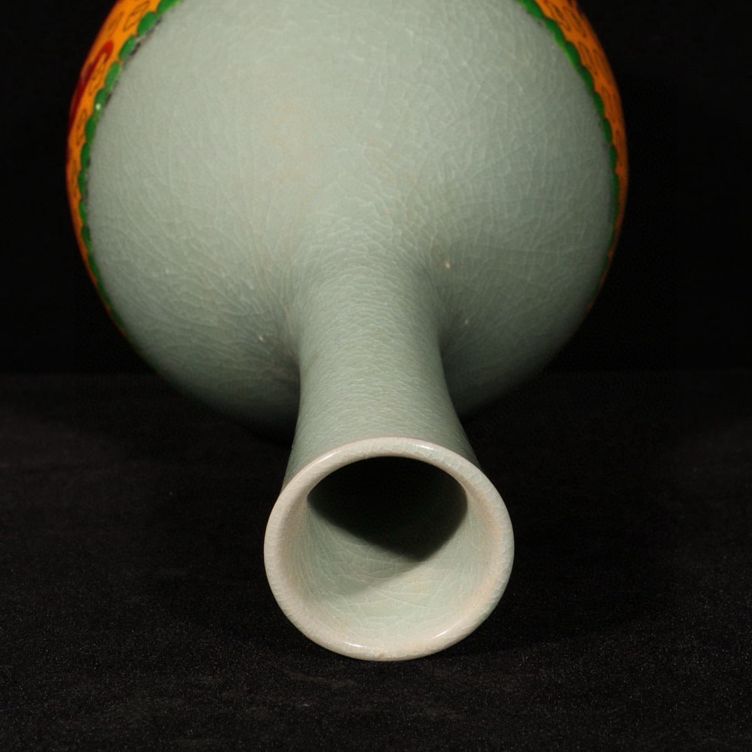 A Song Dynasty Qinglong Temple Ru kiln cloisonnÃ© enamel long-necked vase with colorful dragon - 8