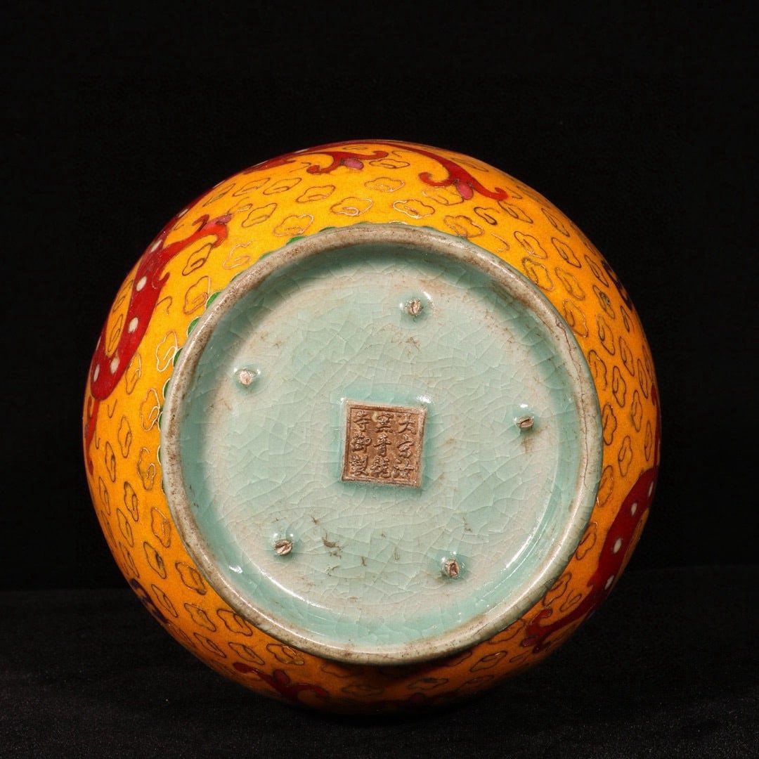 A Song Dynasty Qinglong Temple Ru kiln cloisonnÃ© enamel long-necked vase with colorful dragon - 9