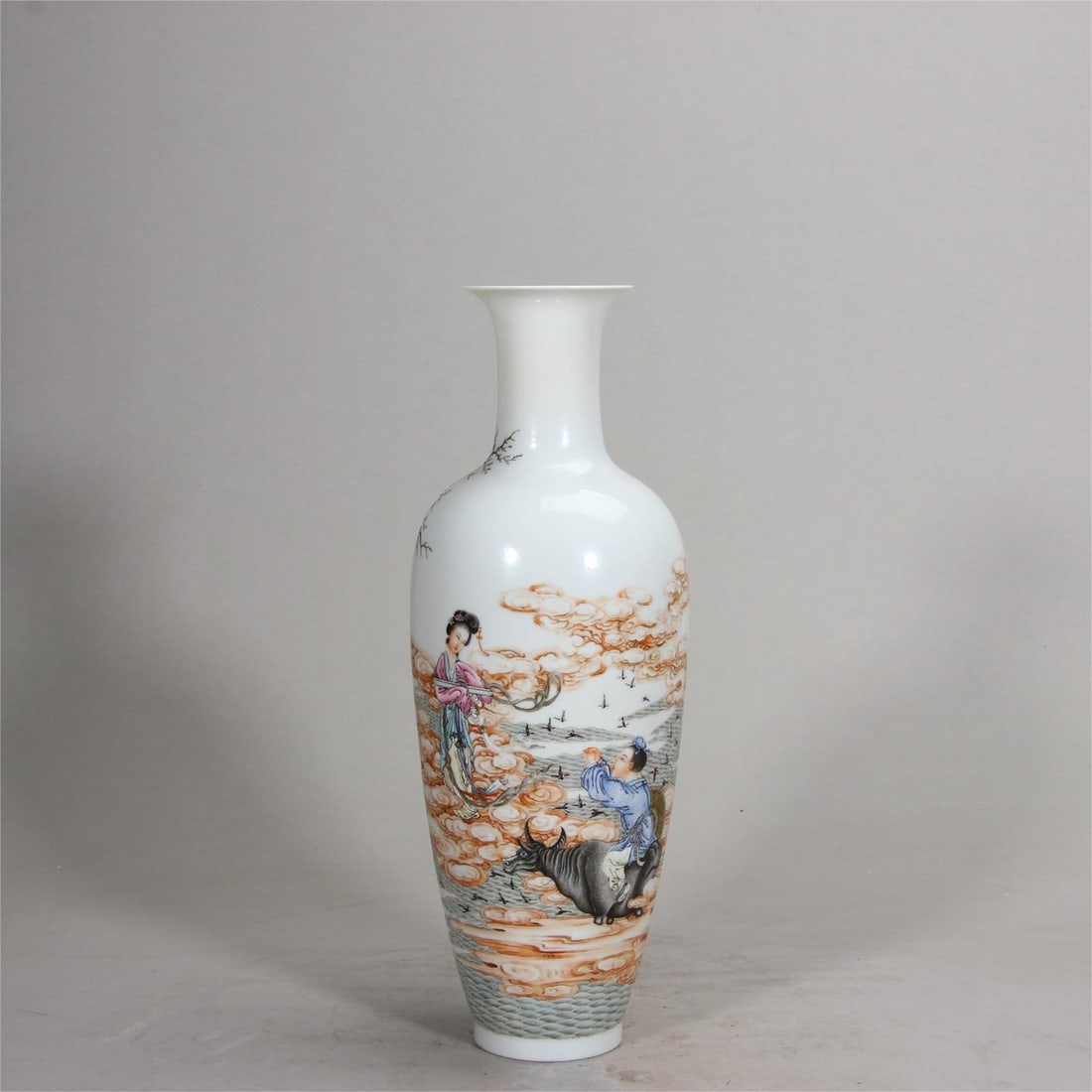 A famille rose Cowherd and Weaver Girl thin-bodied vase from the Republic of China period: A famille rose Cowherd and Weaver Girl thin-bodied vase from the Republic of China period Size:H:26.9cm (The Dimensions Of All Batches Are Manually Measured.If You Need More Detailed Information, Plea