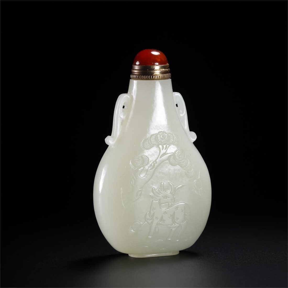 A beautiful Hetian jade pine deer birthday snuff bottle (1 of 9)
