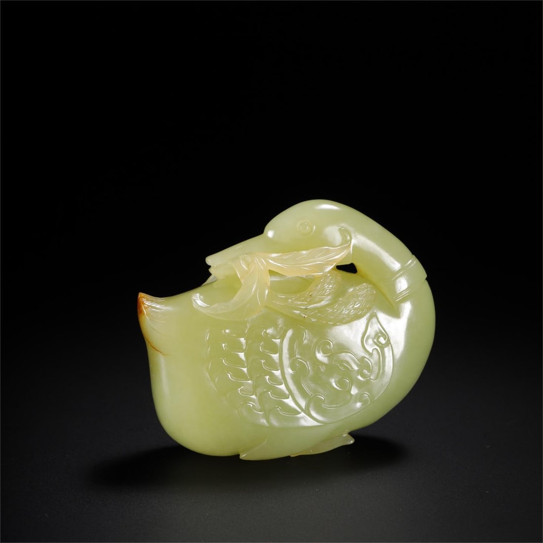 A beautiful Hetian yellow jade treasure duck tassel ornament: Exquisite Hetian yellow jade treasure duck tassel ornament Size:6.0x5.0x2.3cm W:0.103kg (The Dimensions Of All Batches Are Manually Measured.If You Need More Detailed Information, Please Contact Our C