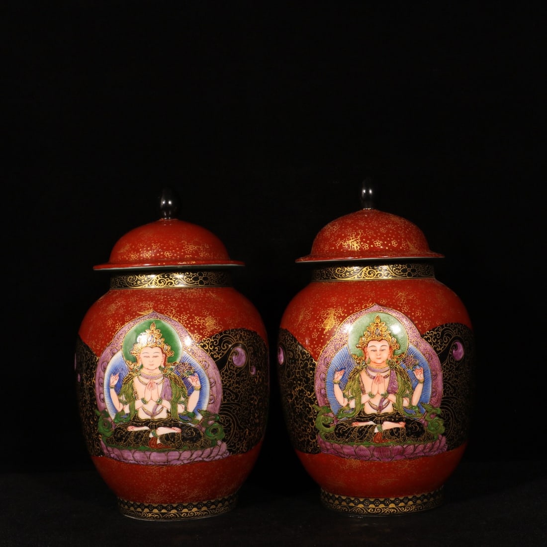 A Qing Dynasty Qianlong period enamel four-arm Guanyin lidded jar (1 of 9)
