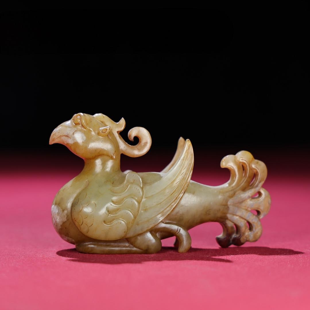 A beautiful Hetian Jade Phoenix bird (1 of 9)