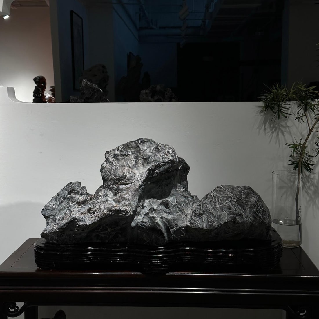 A beautiful Lingbi stone backing mountain: Exquisite Lingbi stone backing the mountain Size: L: 94 cm x H: 48 cm x T: 48 cm (The Dimensions Of All Batches Are Manually Measured.If You Need More Detailed Information, Please Contact Our Customer
