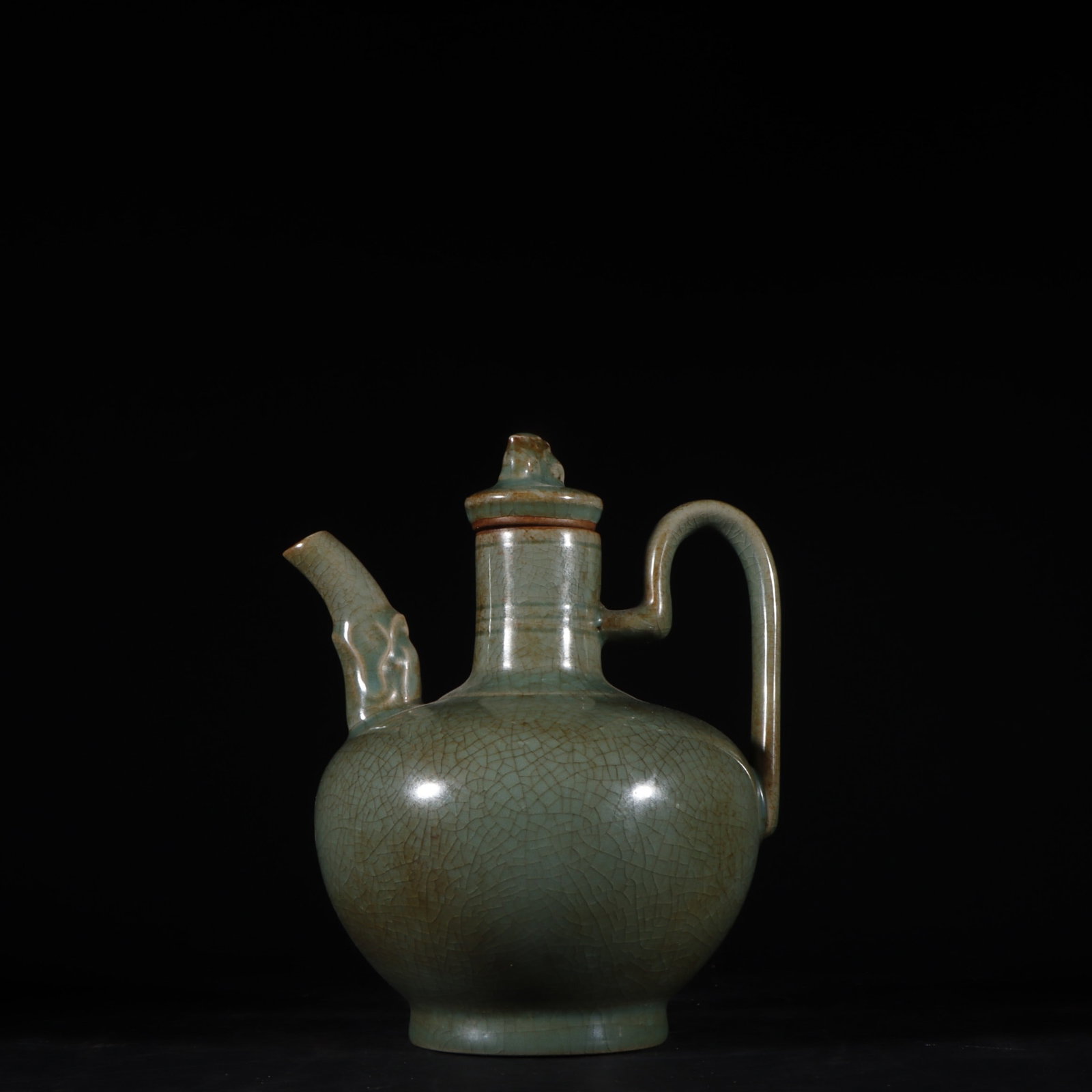 A Song Dynasty Ru kiln celadon holding pot: A sky-blue glazed ewer from the Ru kiln of the Song Dynasty Size: H:18cmx T: 14cm (The Dimensions Of All Batches Are Manually Measured.If You Need More Detailed Information, Please Contact Our Custome