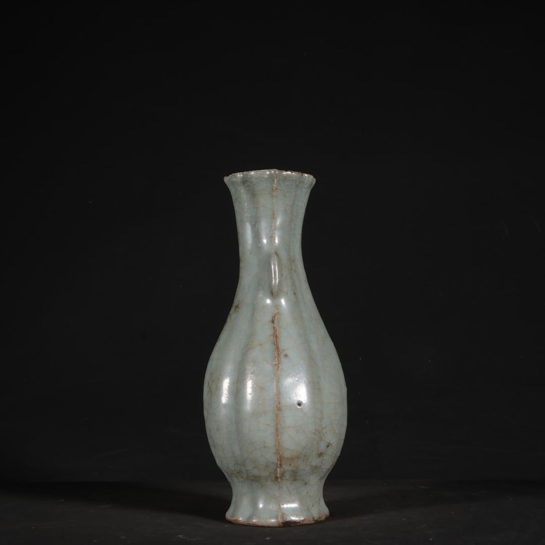 A small qing-glazed double-handled bottle with melon and diamond from the Song Dynasty official kiln: A small celadon double-handled bottle with melon and diamond from the Song Dynasty official kiln Size:H:15.3cm Belly diameter:6cm (The Dimensions Of All Batches Are Manually Measured.If You Need More 