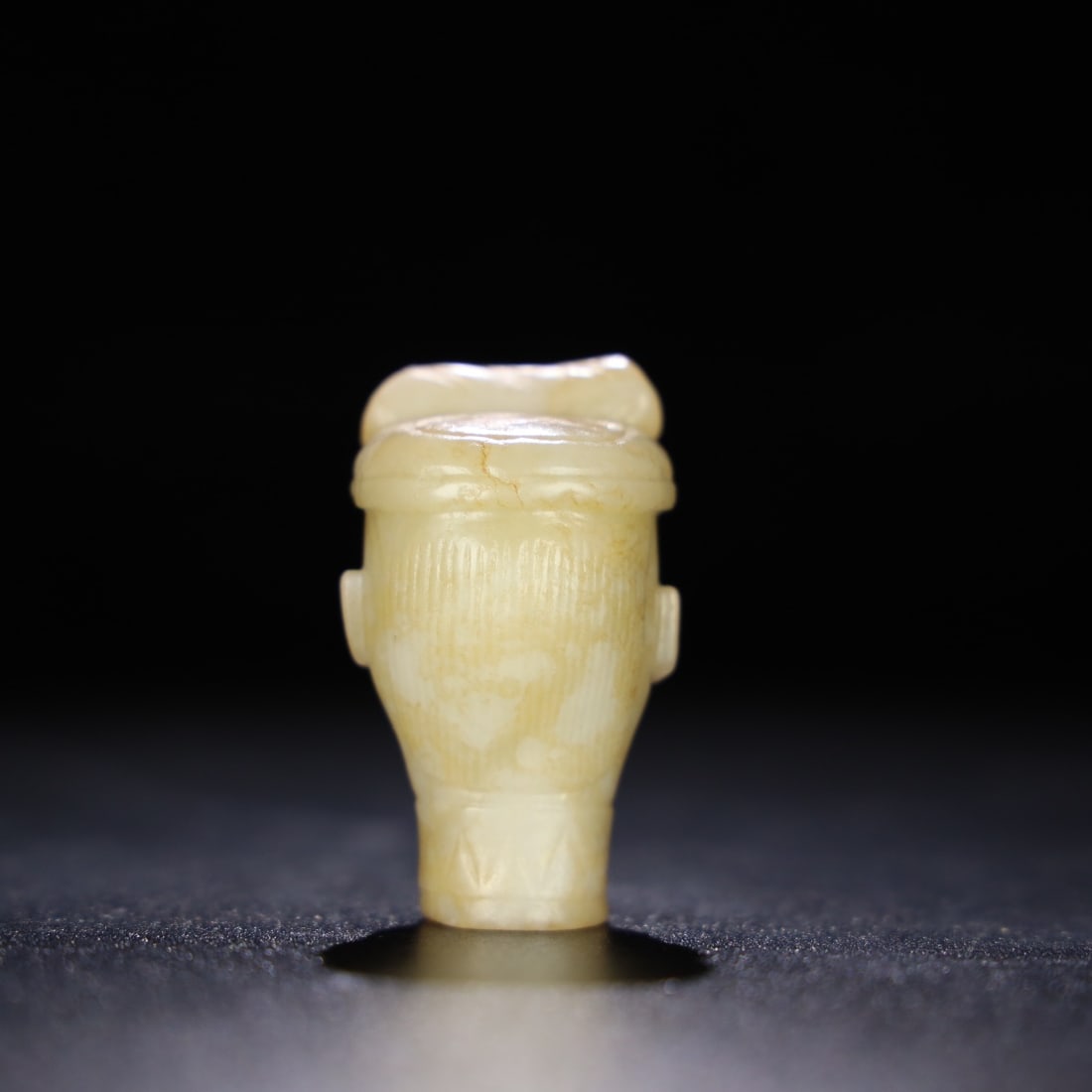 A delicate Hetian jade human head - 5