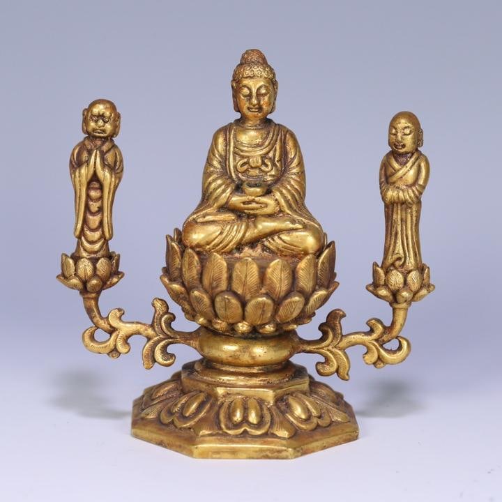 A finely crafted gilt bronze Buddha Arhat statue (1 of 9)