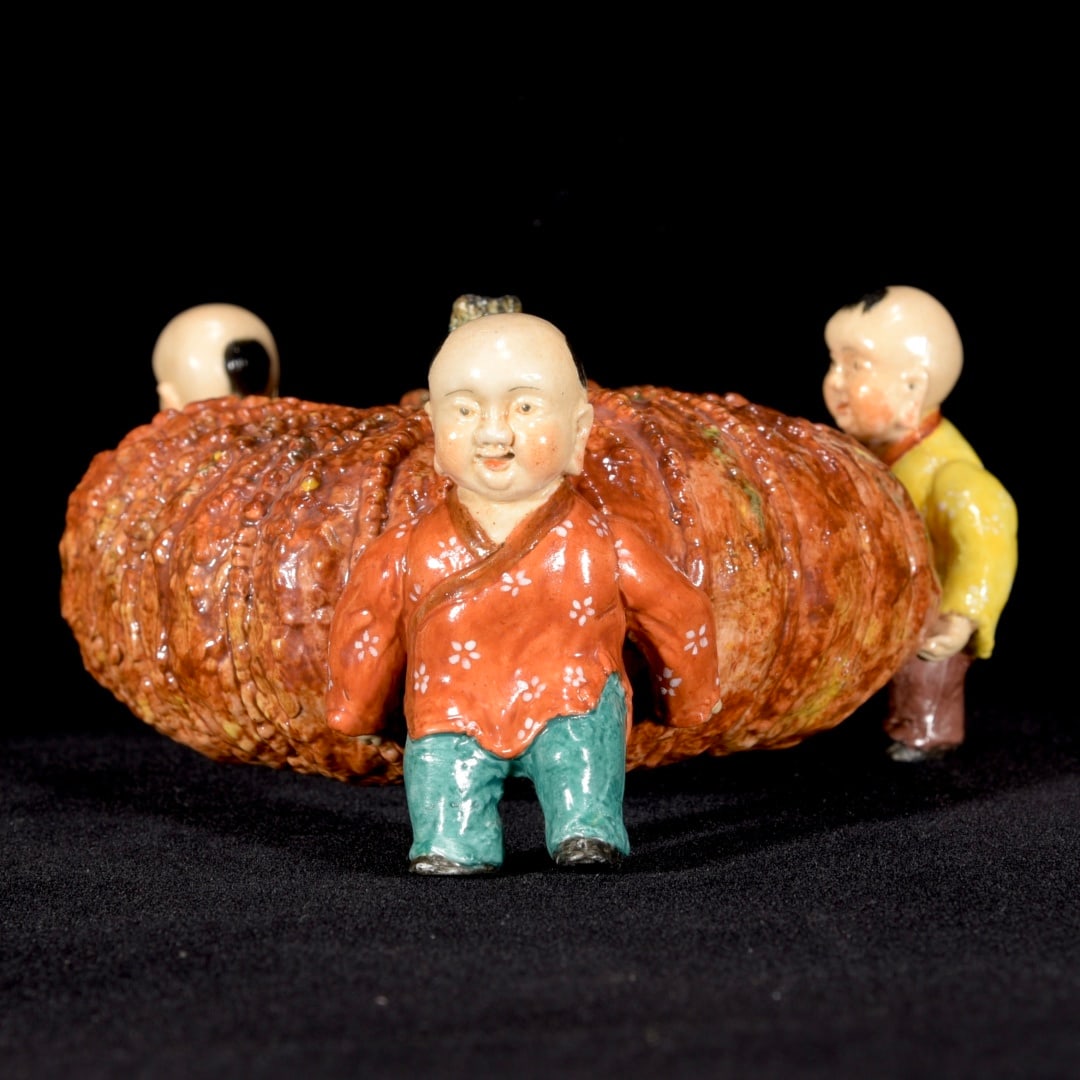 A beautiful bionic porcelain pumpkin - 2