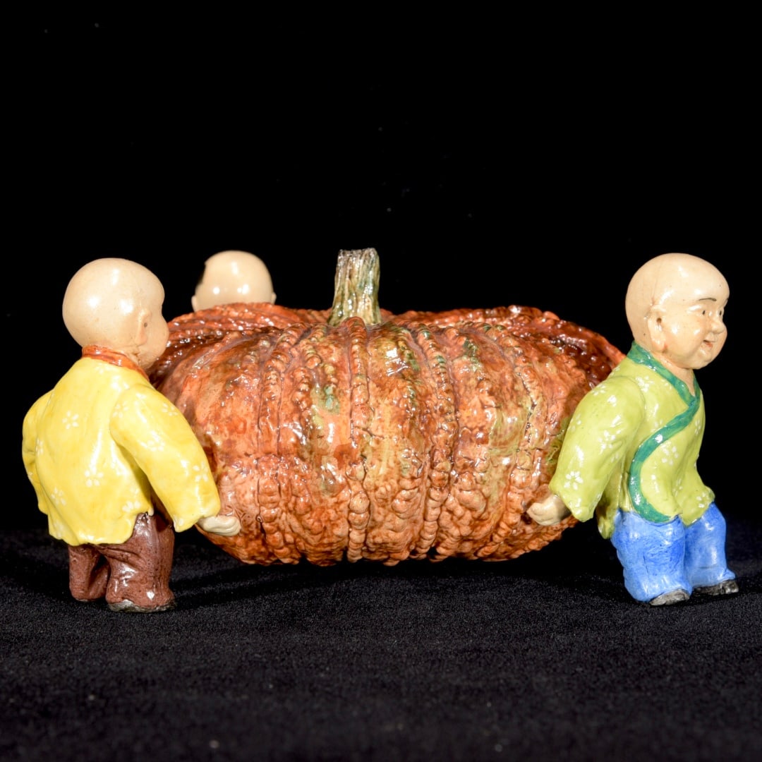 A beautiful bionic porcelain pumpkin - 3