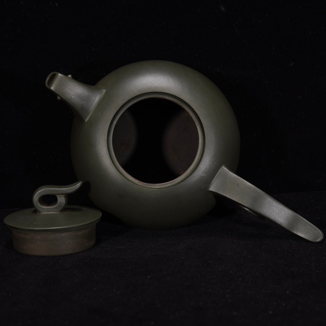 A delicate green sand bird-patterned teapot - 7