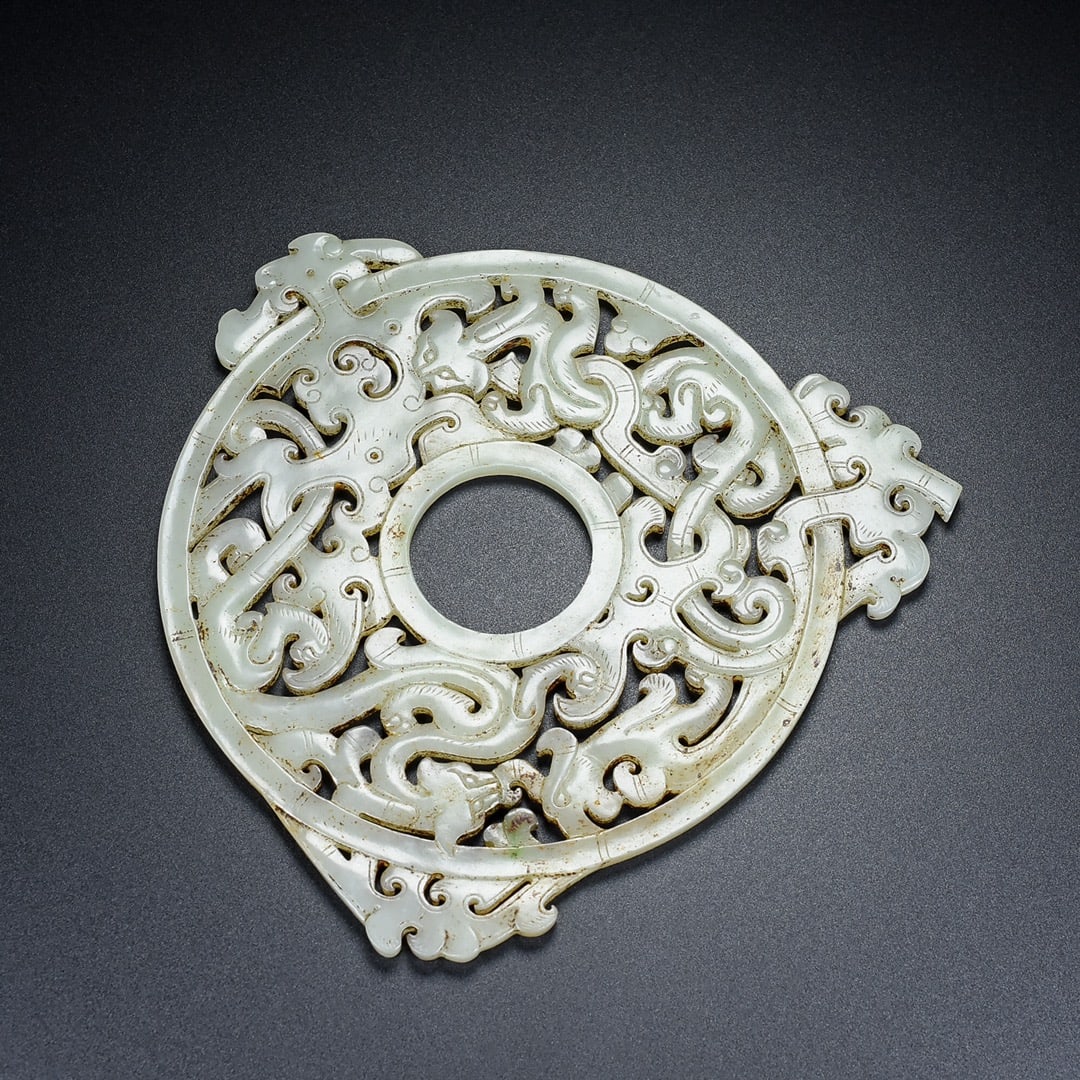 A beautiful Hetian jade jade wall: Exquisite Hetian jade walls Size:L:15.3cm T:0.5cm W:0.1578kg (The Dimensions Of All Batches Are Manually Measured.If You Need More Detailed Information, Please Contact Our Customer Service Before Bidd