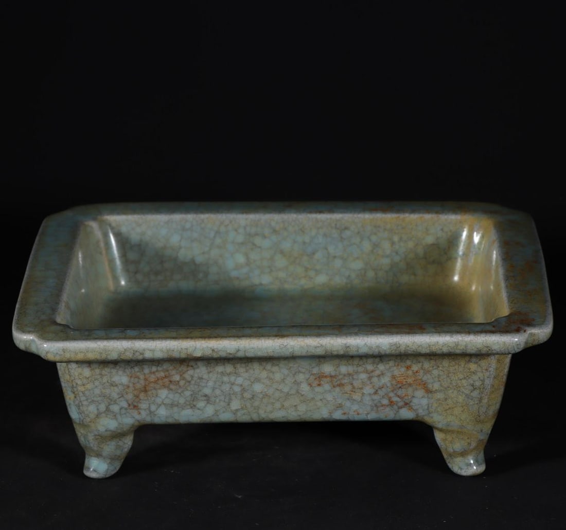 A square basin from Song Dynasty Ru kiln with sky-blue glaze ice crack patterns: A square basin with sky-blue glaze ice crack patterns from the Song Dynasty Ru kiln Size: H:6.6cmx T: 22cm (The Dimensions Of All Batches Are Manually Measured.If You Need More Detailed Information, P