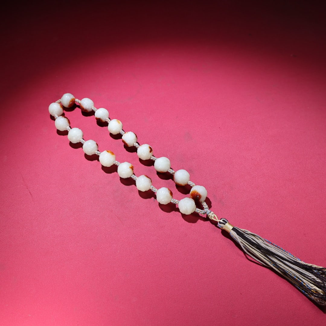 A string of exquisite Hetian white jade red beads (1 of 7)