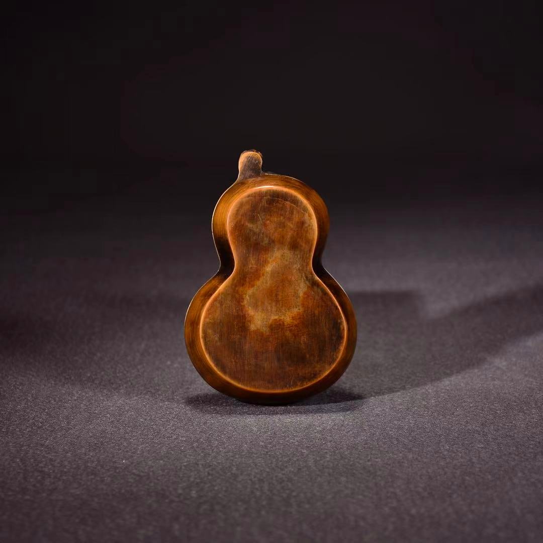 A finely crafted Pine-flowered three-body Fulu set inkstone - 2