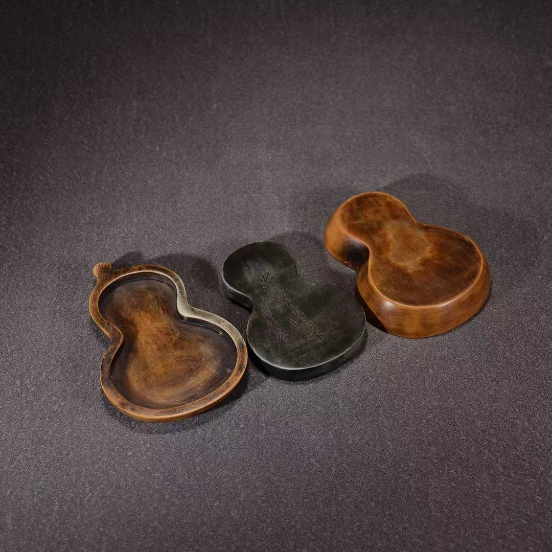 A finely crafted Pine-flowered three-body Fulu set inkstone - 6