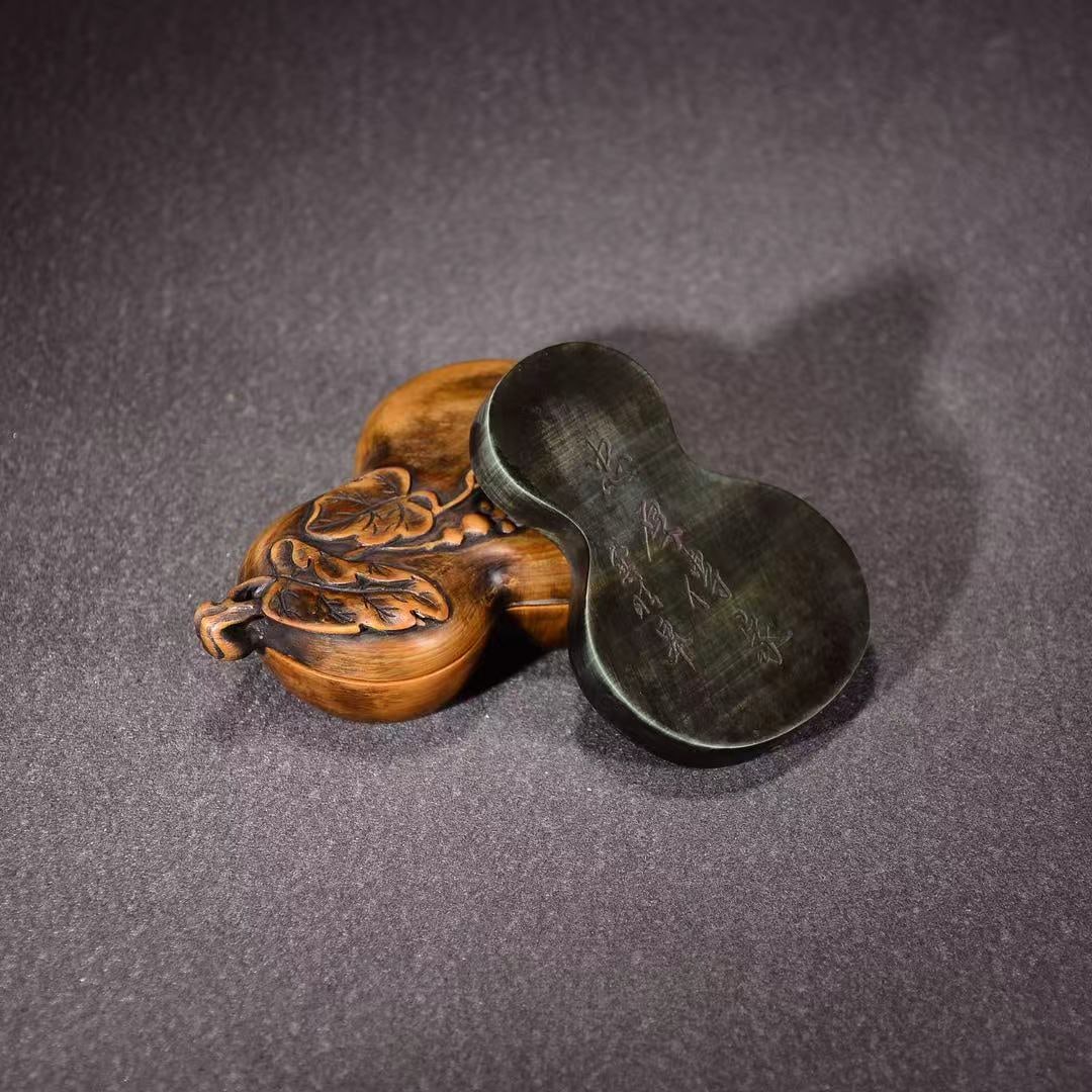 A finely crafted Pine-flowered three-body Fulu set inkstone - 9