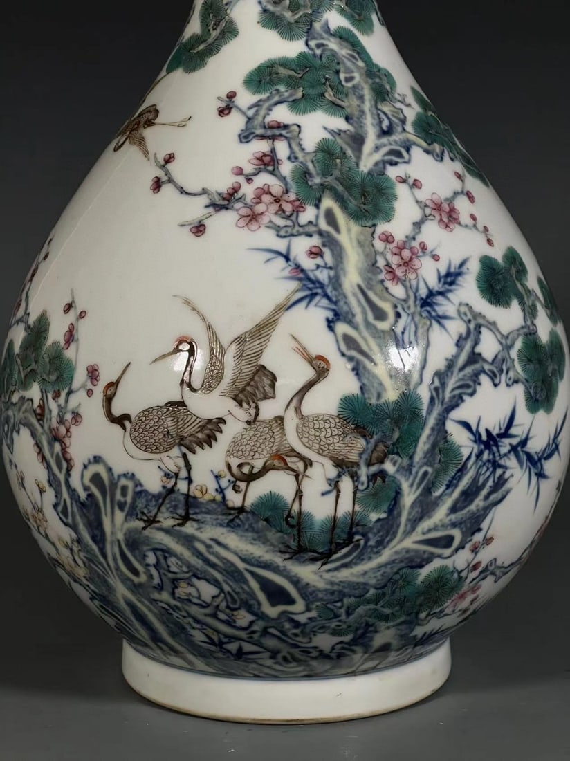 A famille rose pine crane longevity plum vase made during the Qianlong period of the Qing Dynasty - 5