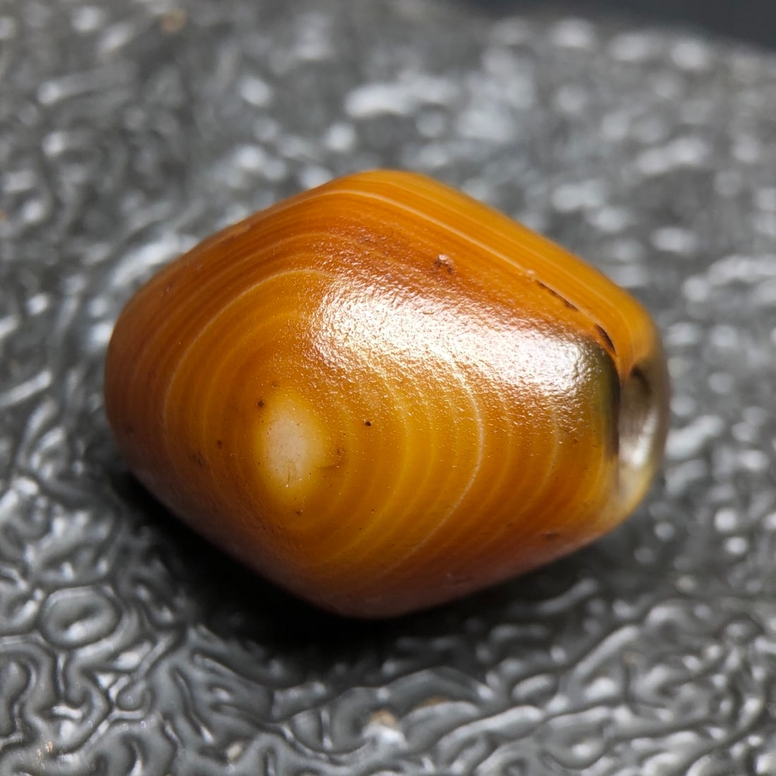 A beautiful natural Dzi bead - 7