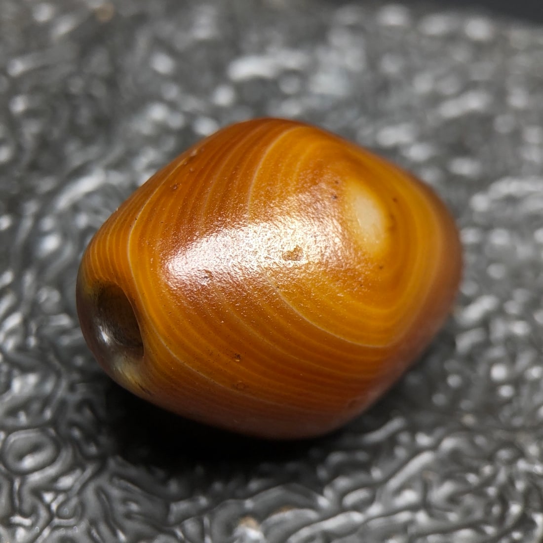 A beautiful natural Dzi bead - 8