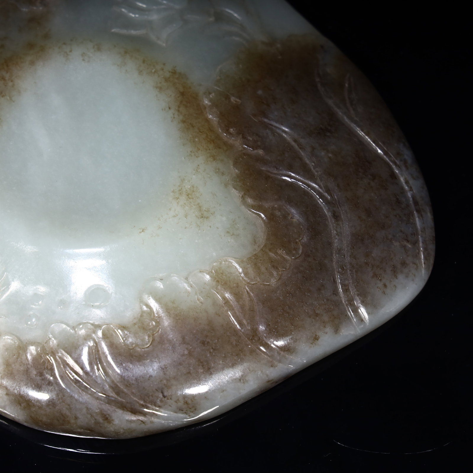 A delicate jade inkstone - 2