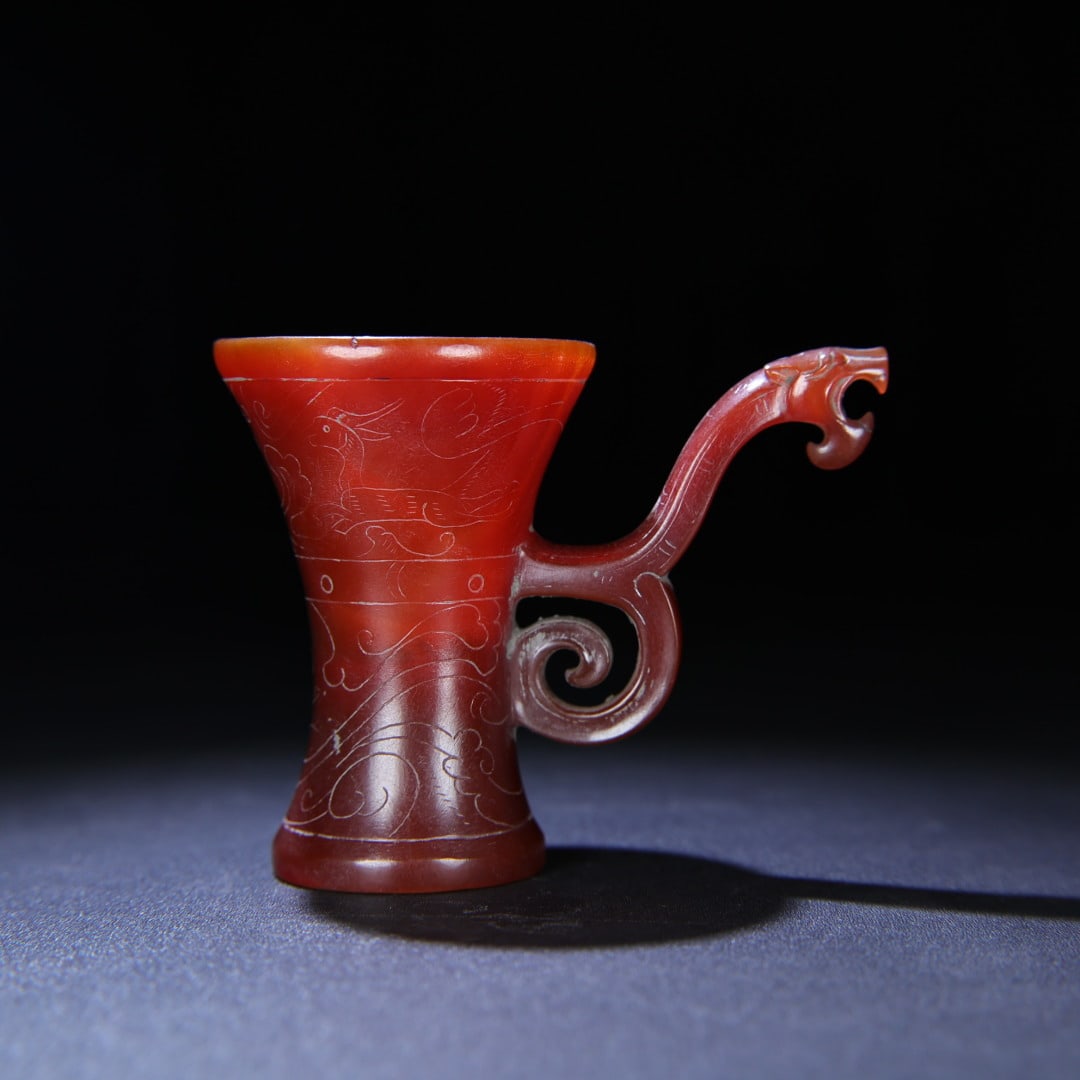 A fine piece of Hetian jade with indigo color: Exquisite Hetian jade with indigenous color Size:8.5x10.9x6.2cm W:0.161 kg (The Dimensions Of All Batches Are Manually Measured.If You Need More Detailed Information, Please Contact Our Customer Servi