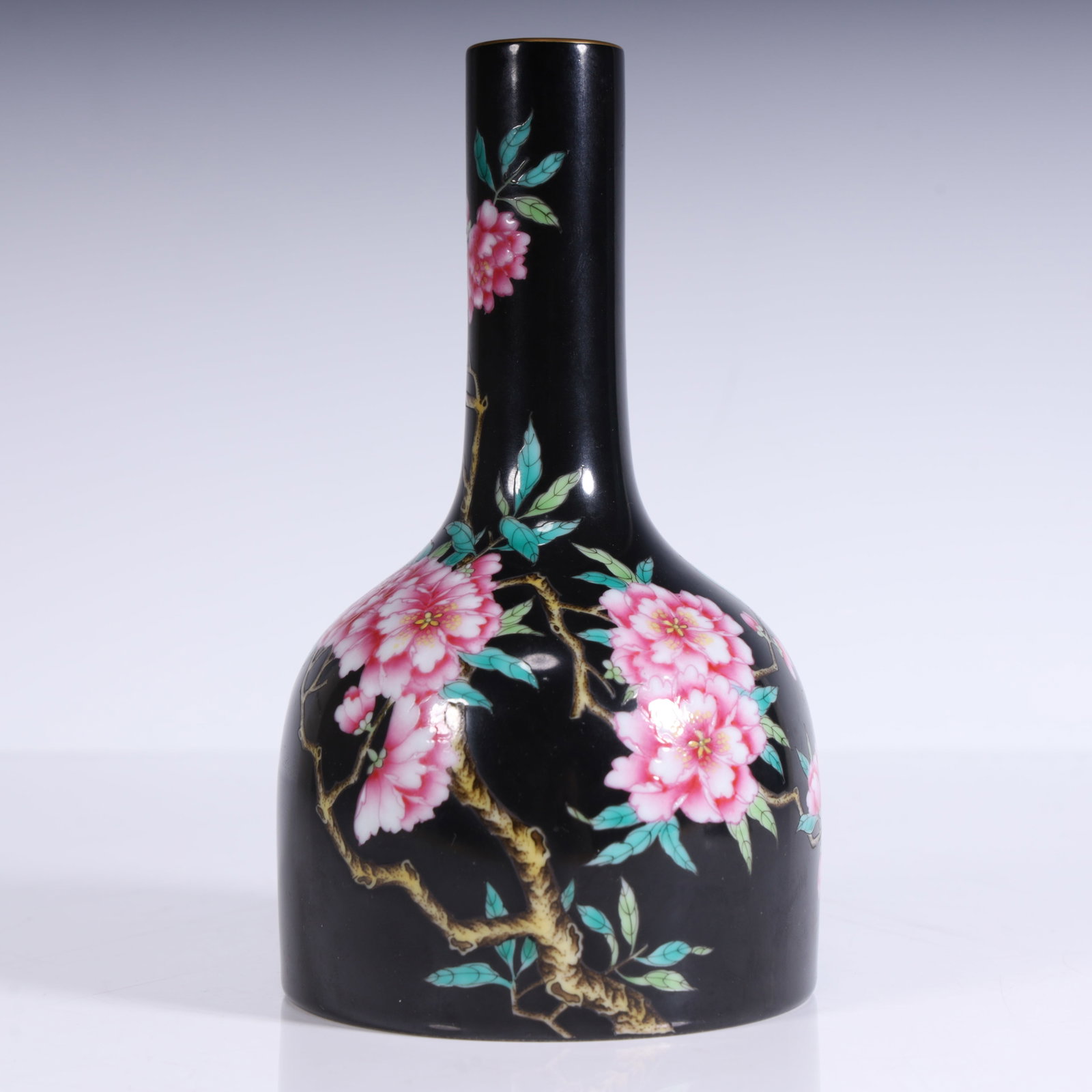 A delicate black ground with famille rose floral and prose poetry and bell-ratting wine jars (1 of 8)