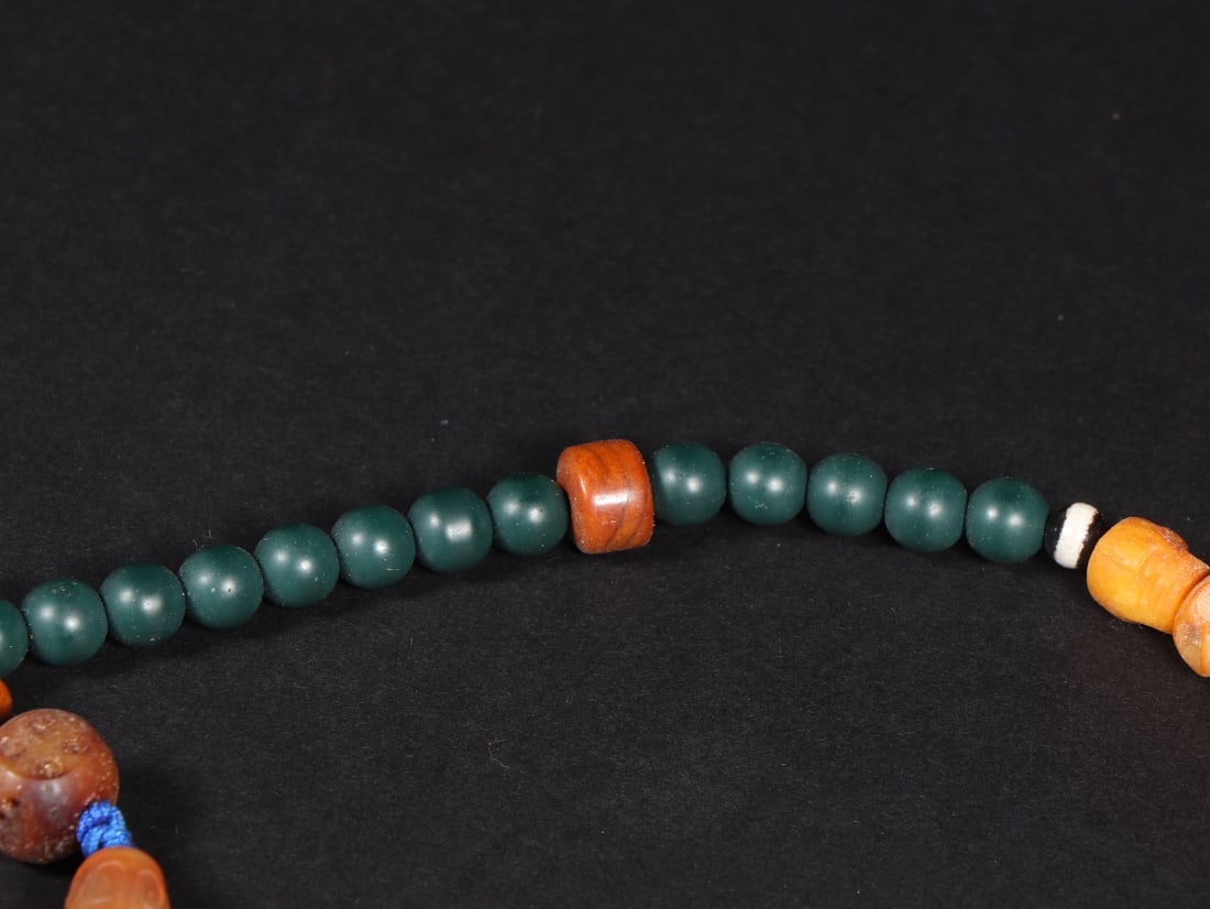 A beautiful Dzi bead - 7