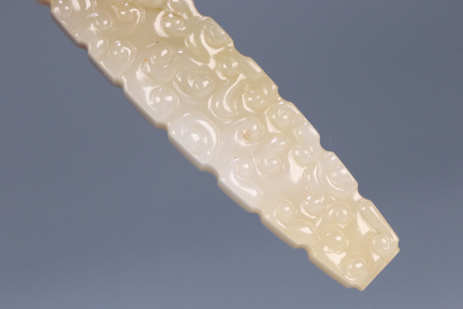 A beautiful Hetian jade hook cloud-patterned lezi - 9