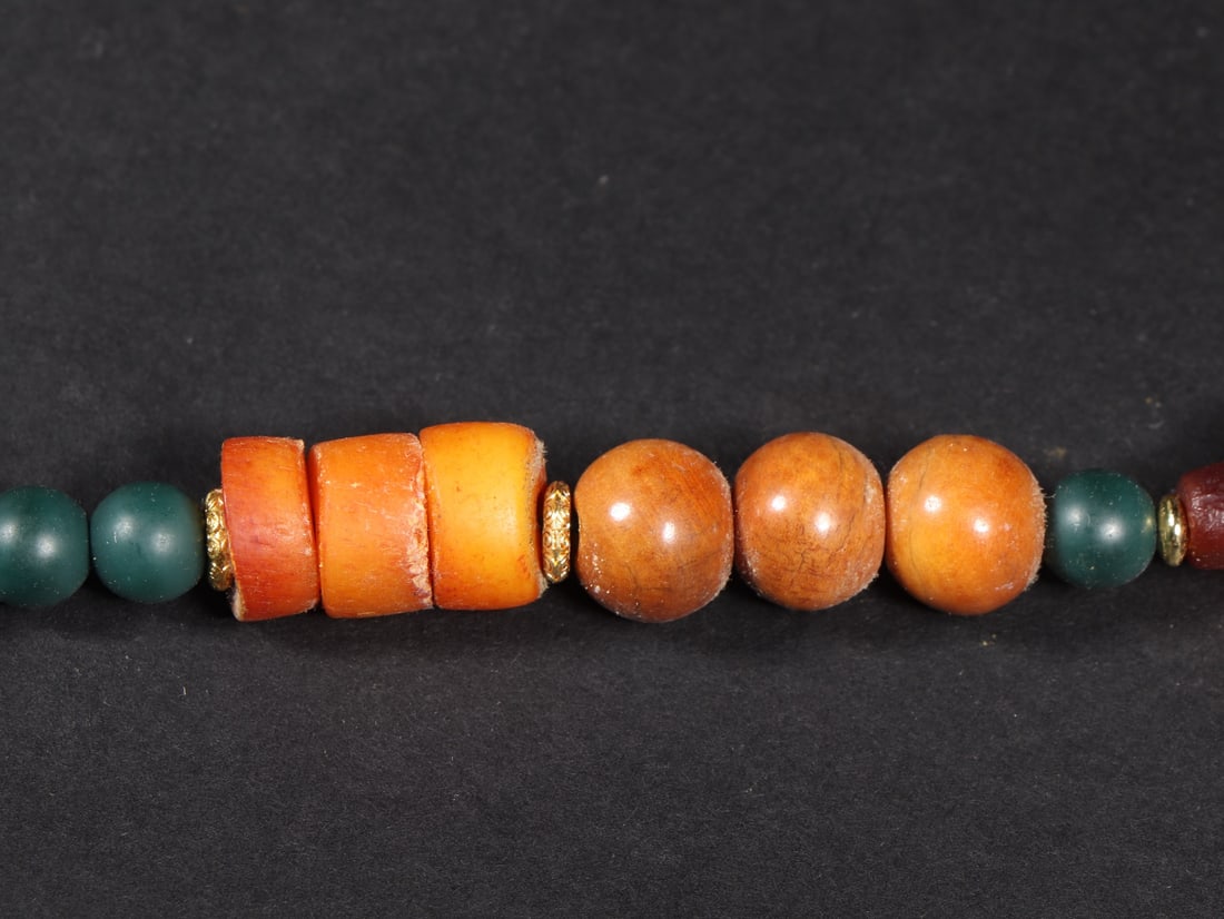 A beautiful Dzi bead - 4