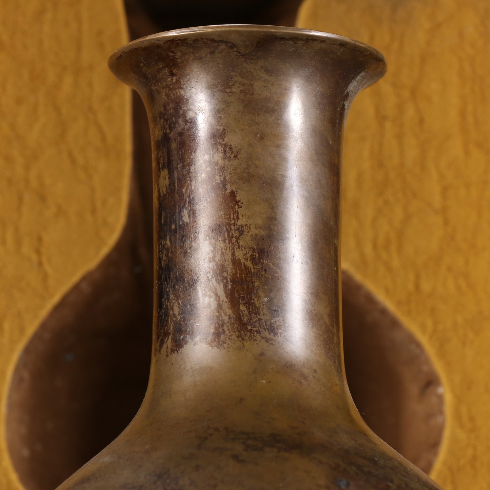 A fine bronze Arwin vase - 7
