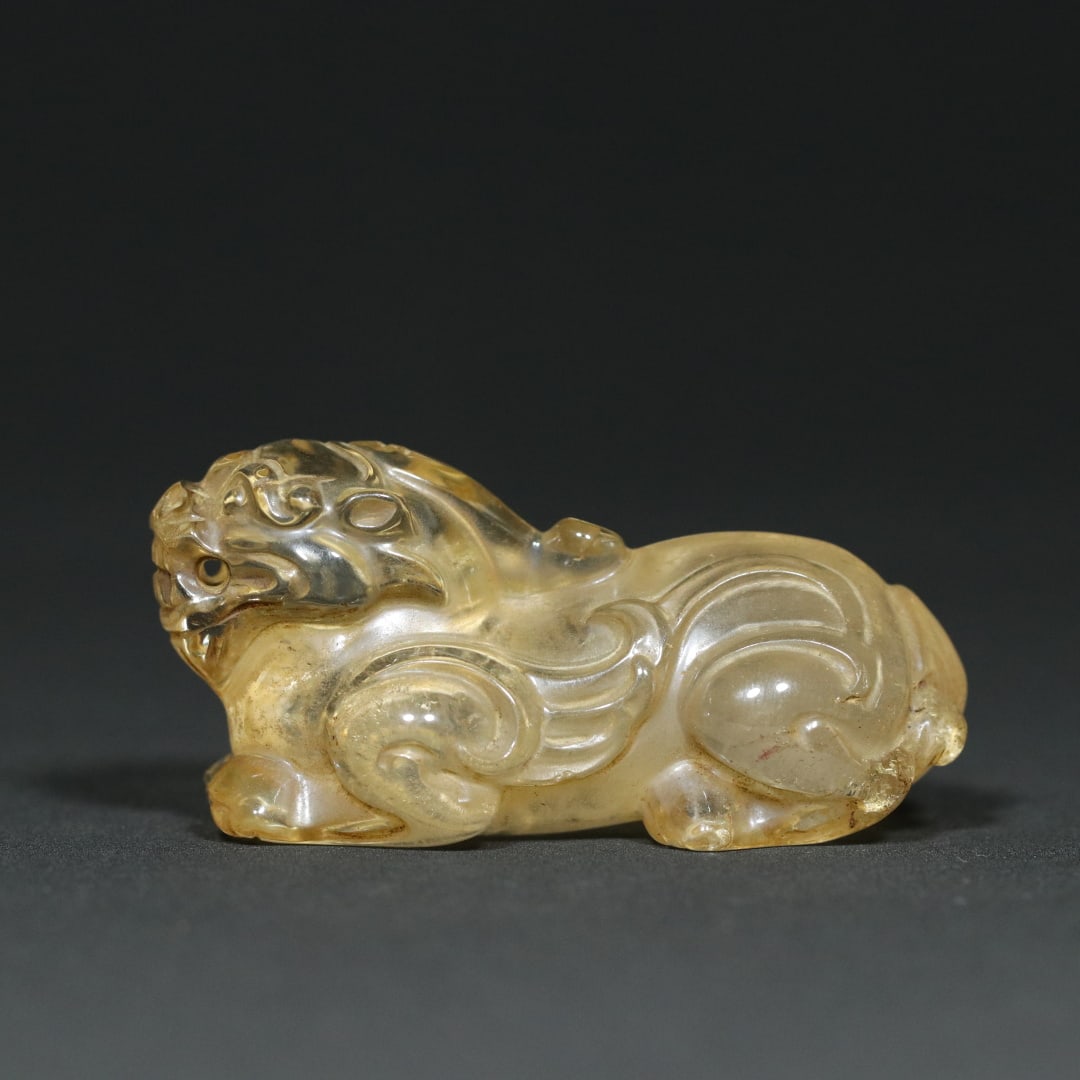 An Exquisite Crystal Auspicious Beast Ornament (1 of 9)