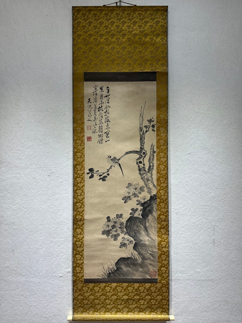 A Chinese Vertical Scroll Ink Painting of Flower and Bird on Paper,Xu Wei: A Chinese Vertical Scroll Ink Painting of Flower and Bird on Paper,Xu Wei,Size:(Without frame)42cmx114cm (The Dimensions Of All Batches Are Manually Measured.If You Need More Detailed Information, Ple